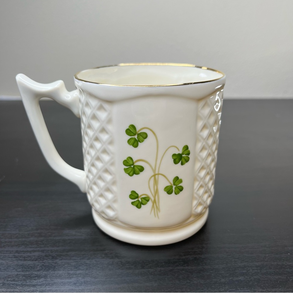 Vintage Donegal Parian Irish Coffee Mug Cream White Shamrock Classic Green Knit